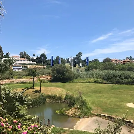 Apto. Primera Linea De Golf Apartment